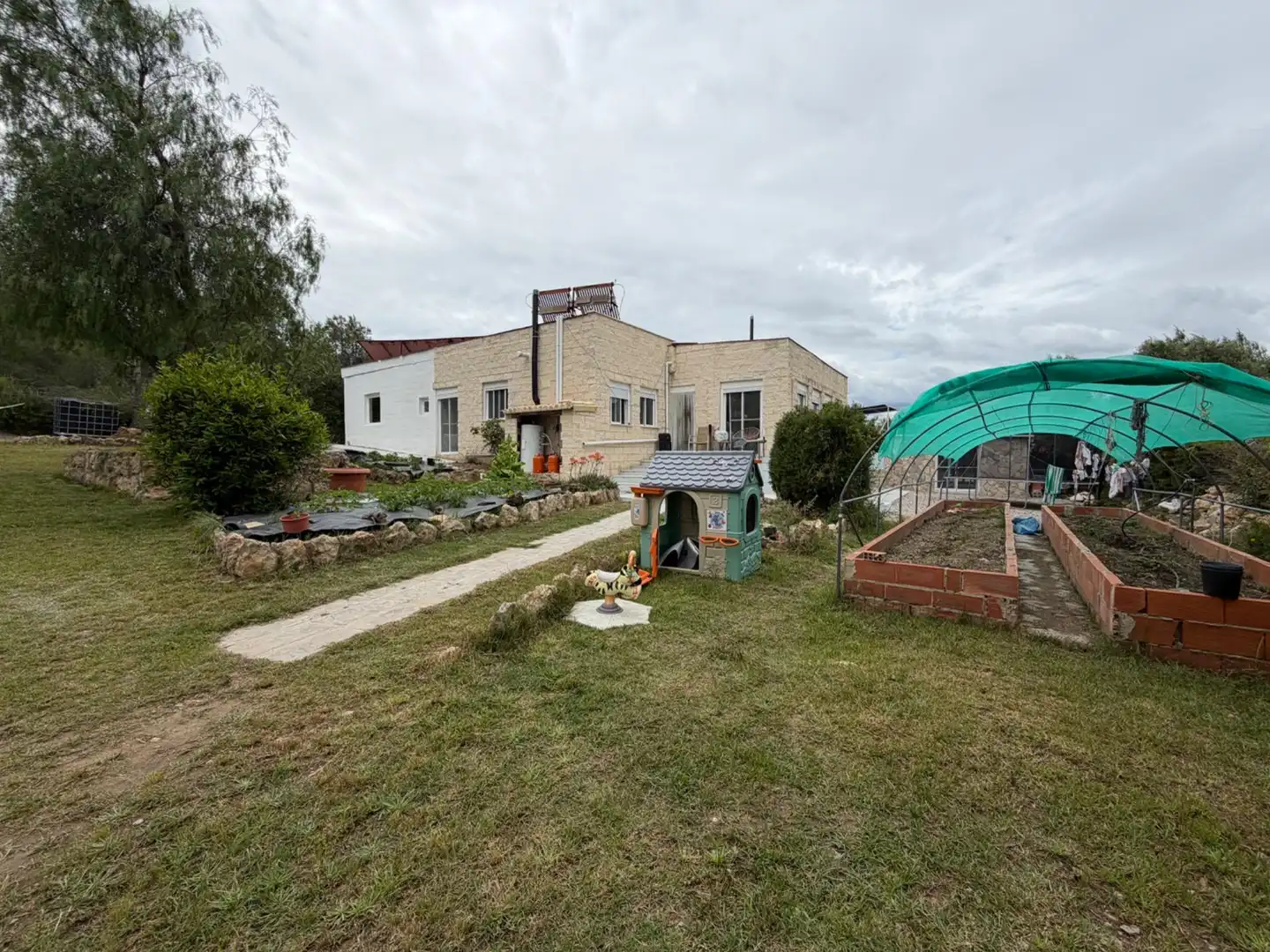 Vista exterior de Casa o chalet en venta en Llíria con Aire acondicionado, Calefacción y Jardín privado