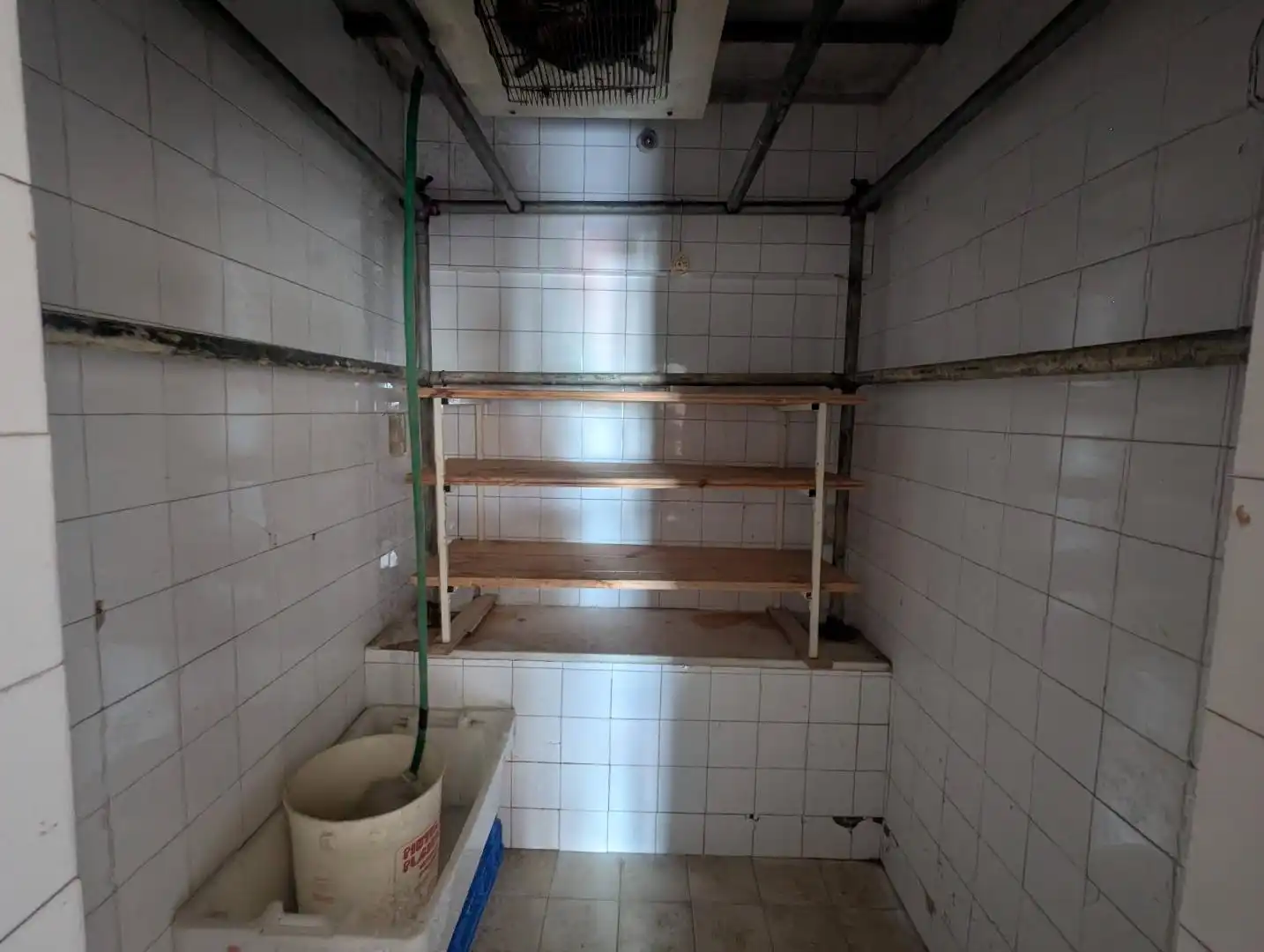 Baño de Local en venta en Bilbao 