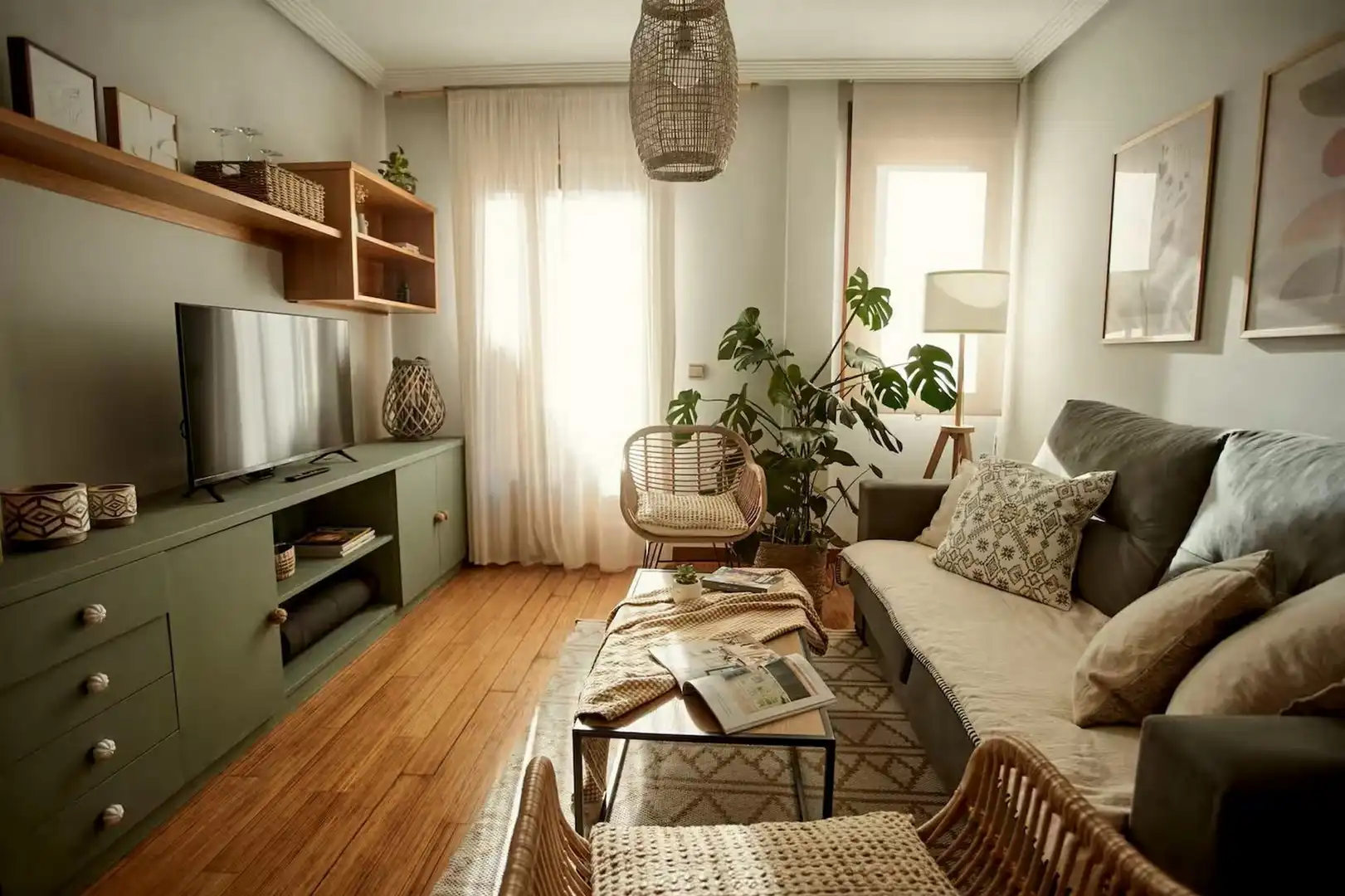 Sala d'estar de Apartament de lloguer en Salamanca Capital amb Aire condicionat, Calefacció i Jardí privat