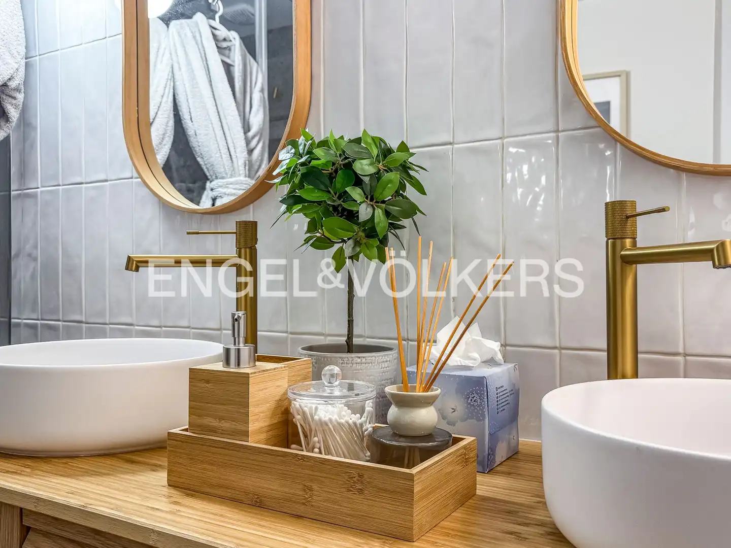 Bathroom of Flat for rent in Barcelona  with Air Conditioner, Heating and Parquet flooring
