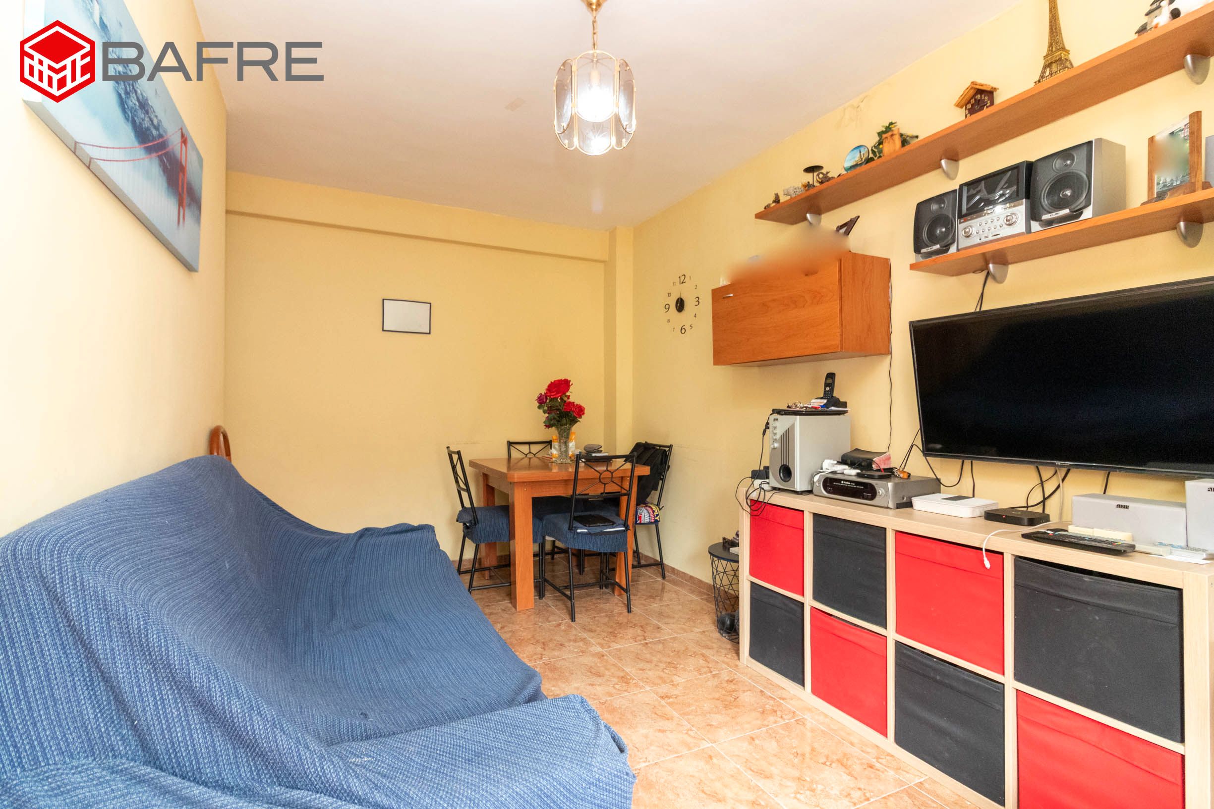 Living room of Flat for sale in  Madrid Capital  with Heating and Terrace
