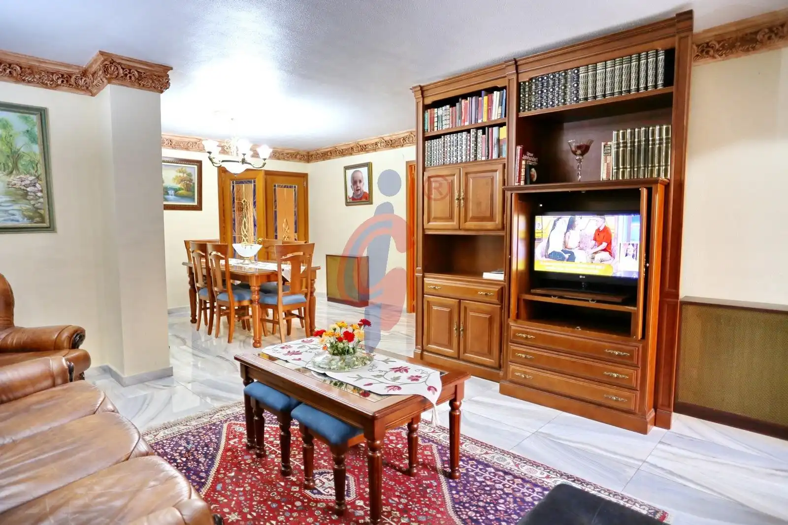 Apartamento con ascensor en venta en Calle O'Donnell 11, imagen 2