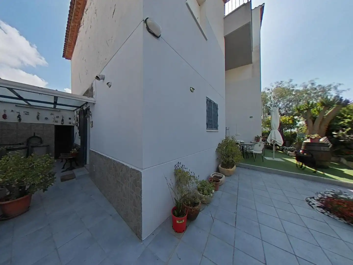 Terraza de Casa o chalet en venta en Vilanova i la Geltrú con Jardín privado, Terraza y Trastero