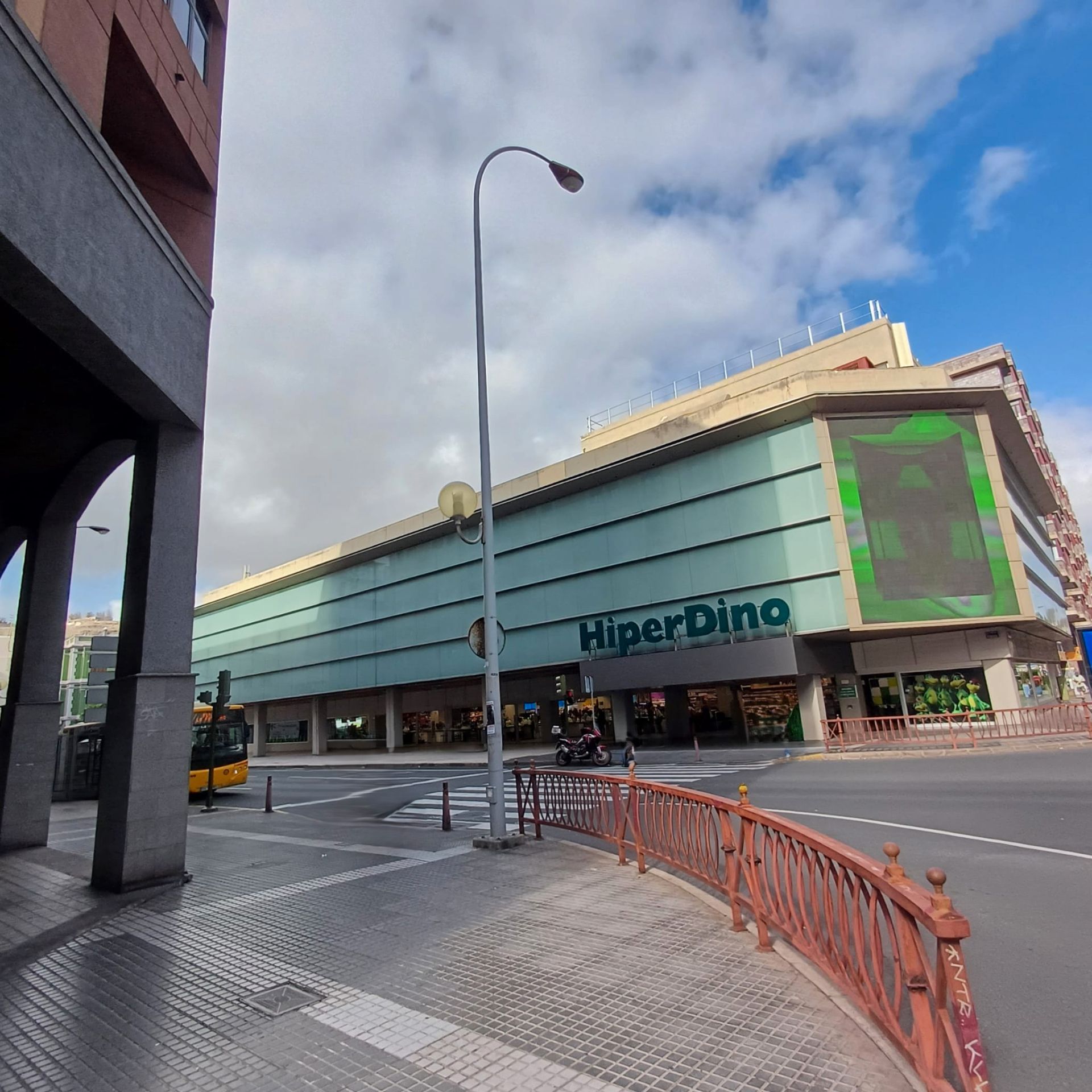 Vista exterior de Piso en venta en Las Palmas de Gran Canaria con Amueblado
