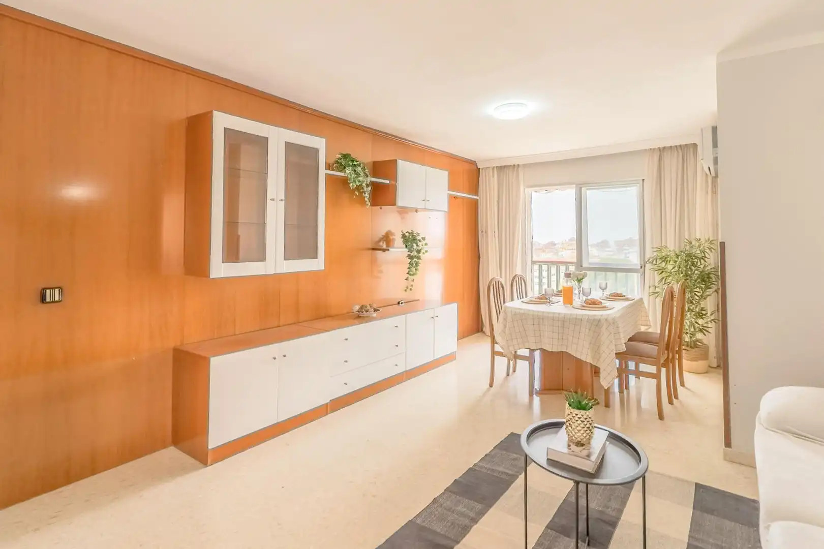 Sala de estar de Piso en venta en Benalmádena con Aire acondicionado, Jardín privado y Terraza