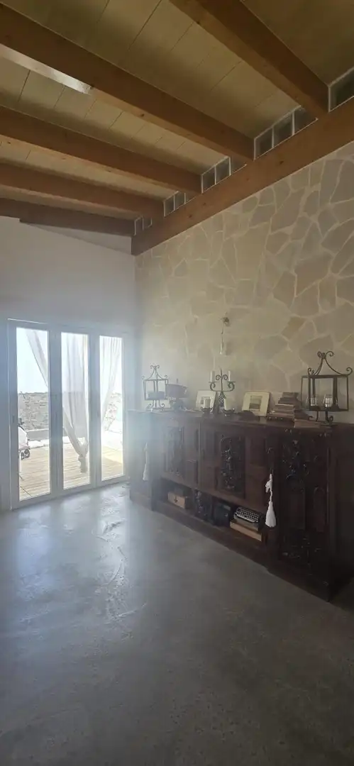Wohnzimmer von Country house zum Verkauf in Santanyí mit Klimaanlage, Privatgarten und Terrasse