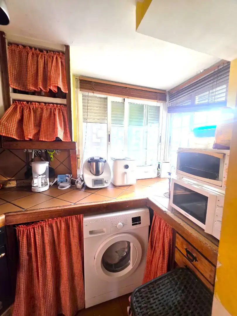 Kitchen of Flat for sale in Móstoles  with Air Conditioner, Heating and Parquet flooring