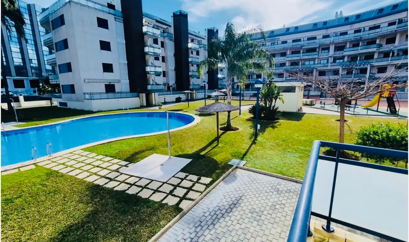 Apartament amb piscina en venda a El Puerto, imagen 4
