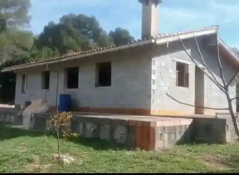 Maison rustique à vendre à Partida les Foyes