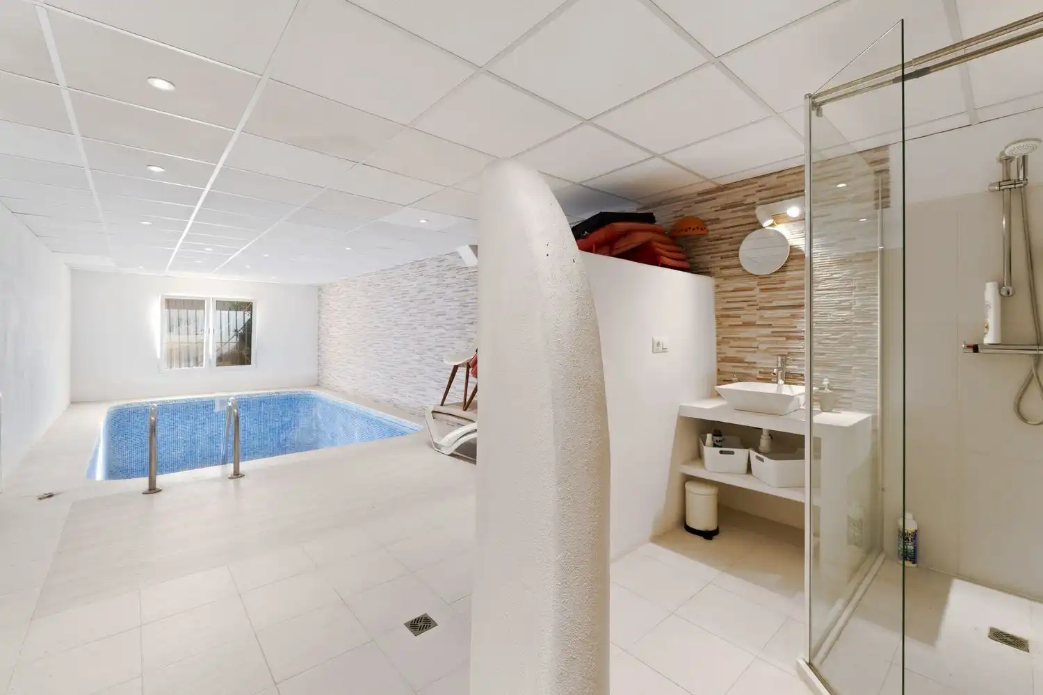 Chalet con piscina en venta en Coloma, imagen 23