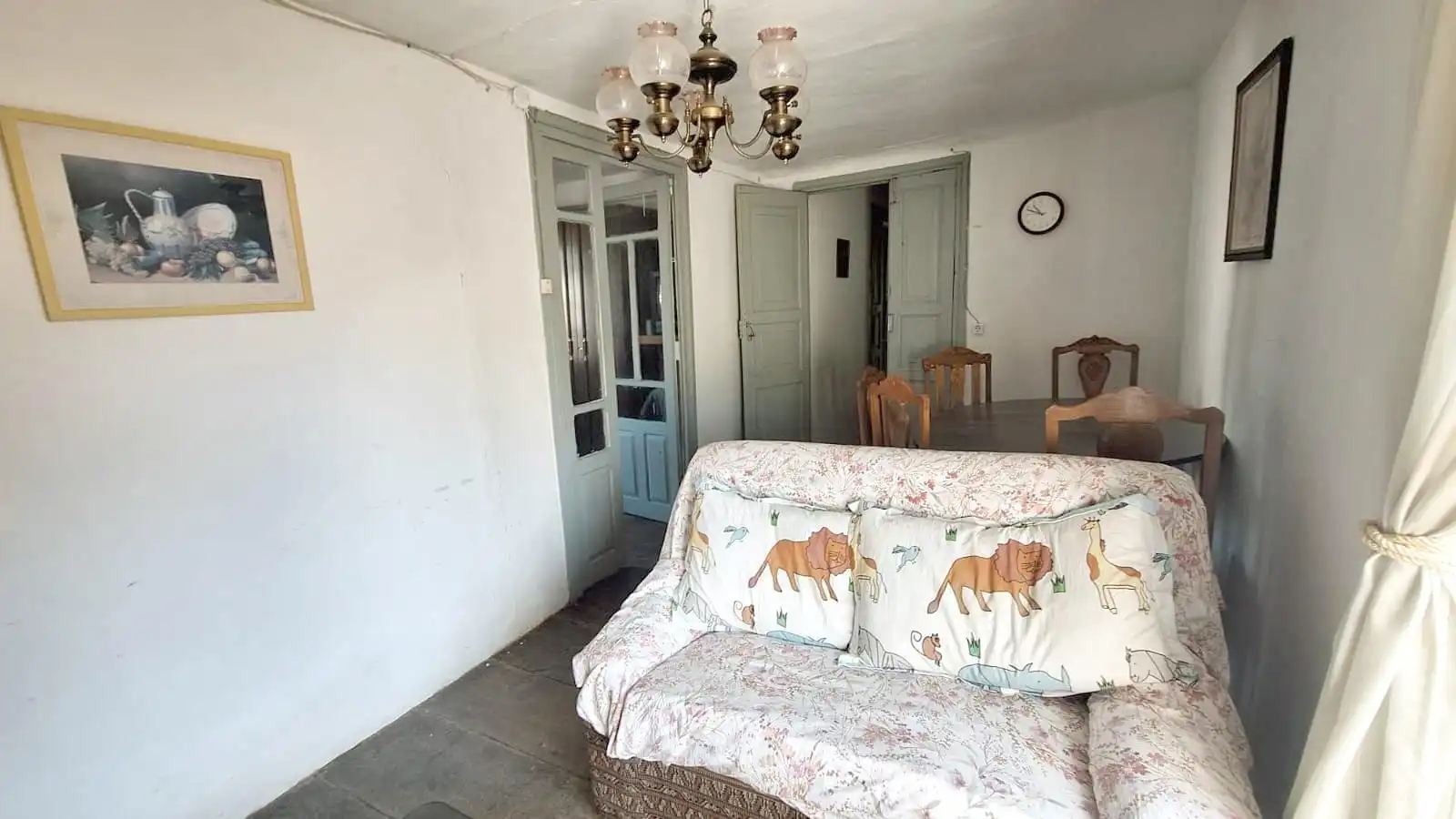 Sala d'estar de Edifici en venda en Villafranca del Bierzo, León