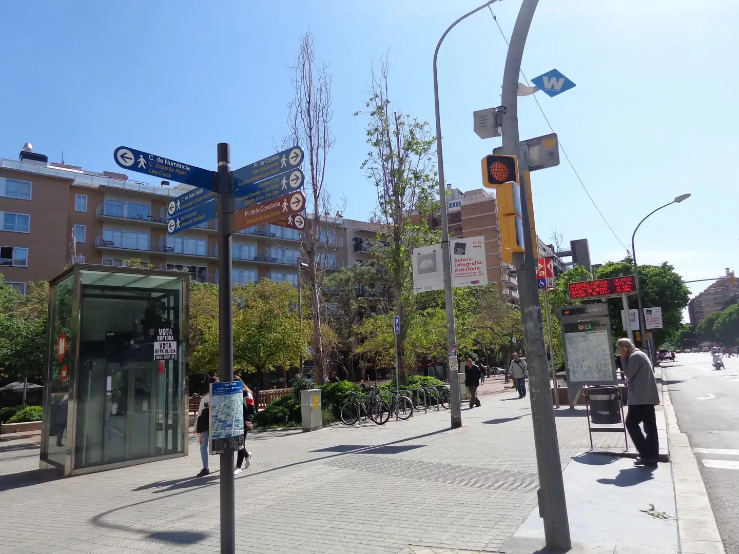 Vista exterior de Oficina en venta en Barcelona con Aire acondicionado
