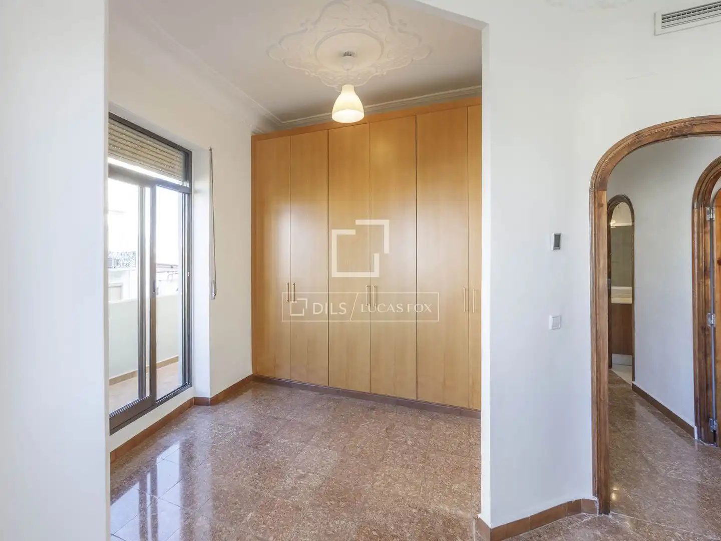 Bedroom of Flat for rent in Valencia  with Air Conditioner, Heating and Balcony