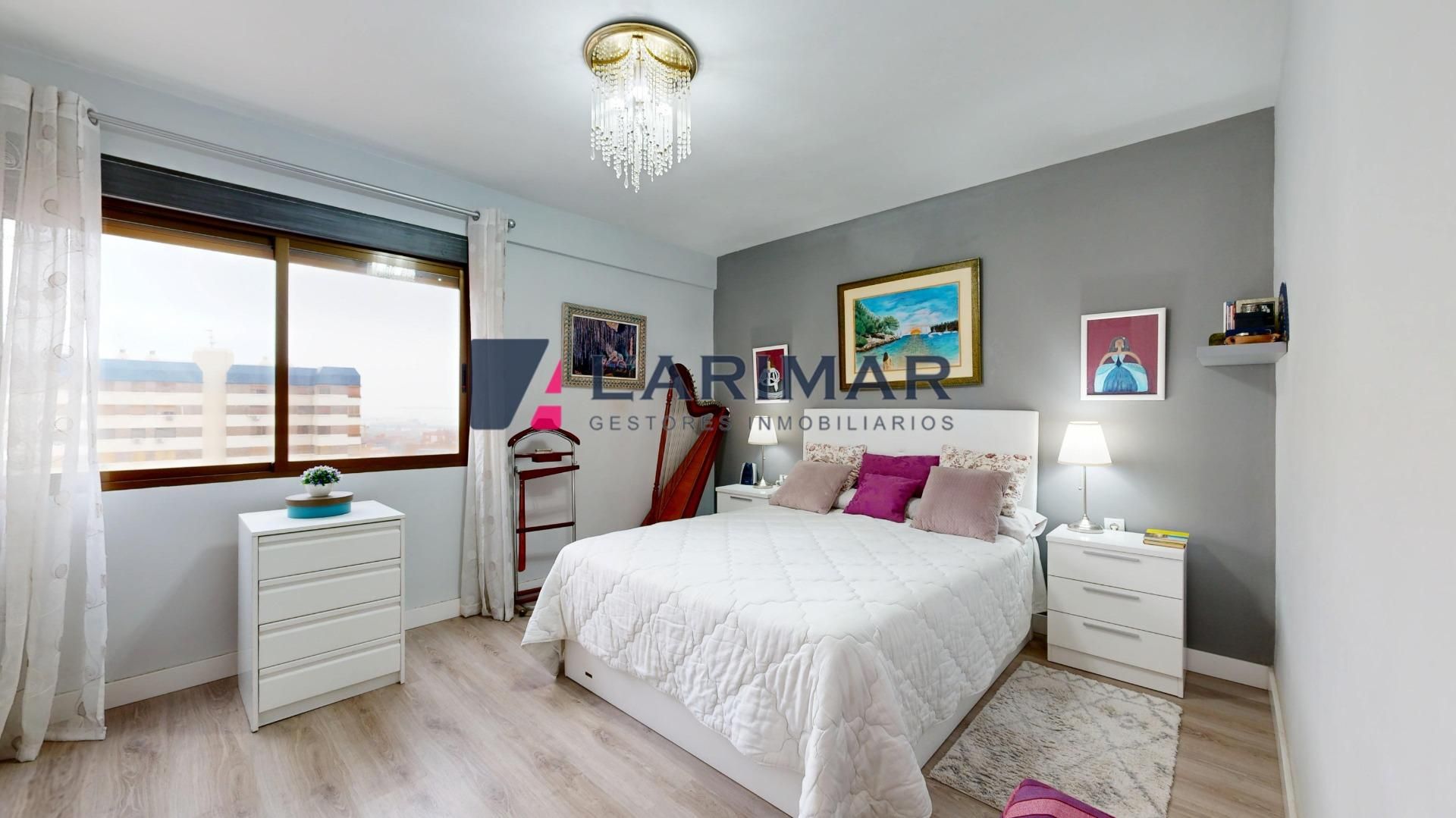 Habitación de Piso en venta en Alicante / Alacant con Jardín privado y Terraza