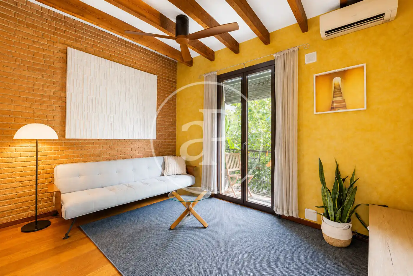 Living room of Flat for rent in Barcelona  with Air Conditioner, Heating and Furnished