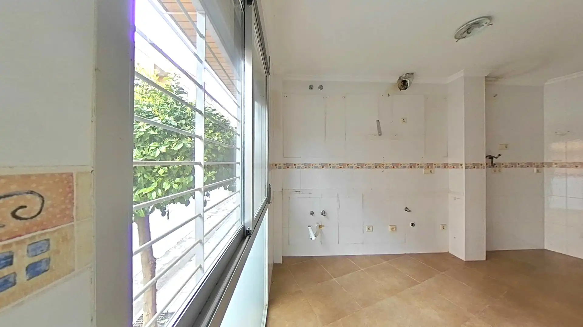 Bathroom of Flat for sale in Calasparra  with Parquet flooring