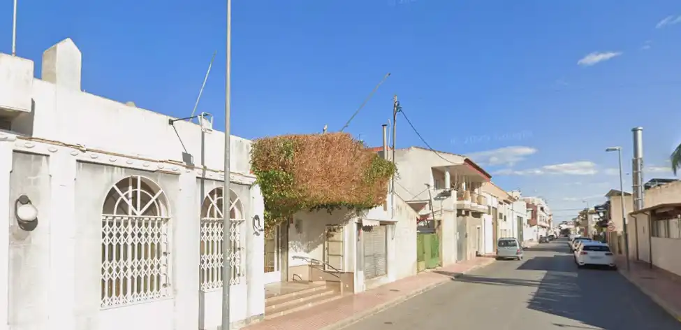 Vista exterior de Piso en venta en Daya Nueva
