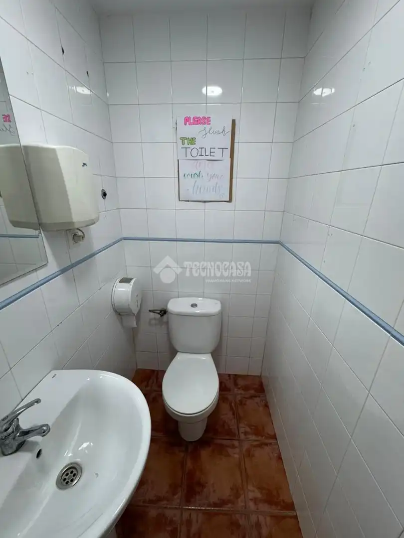 Baño de Local en venta en El Puerto de Santa María