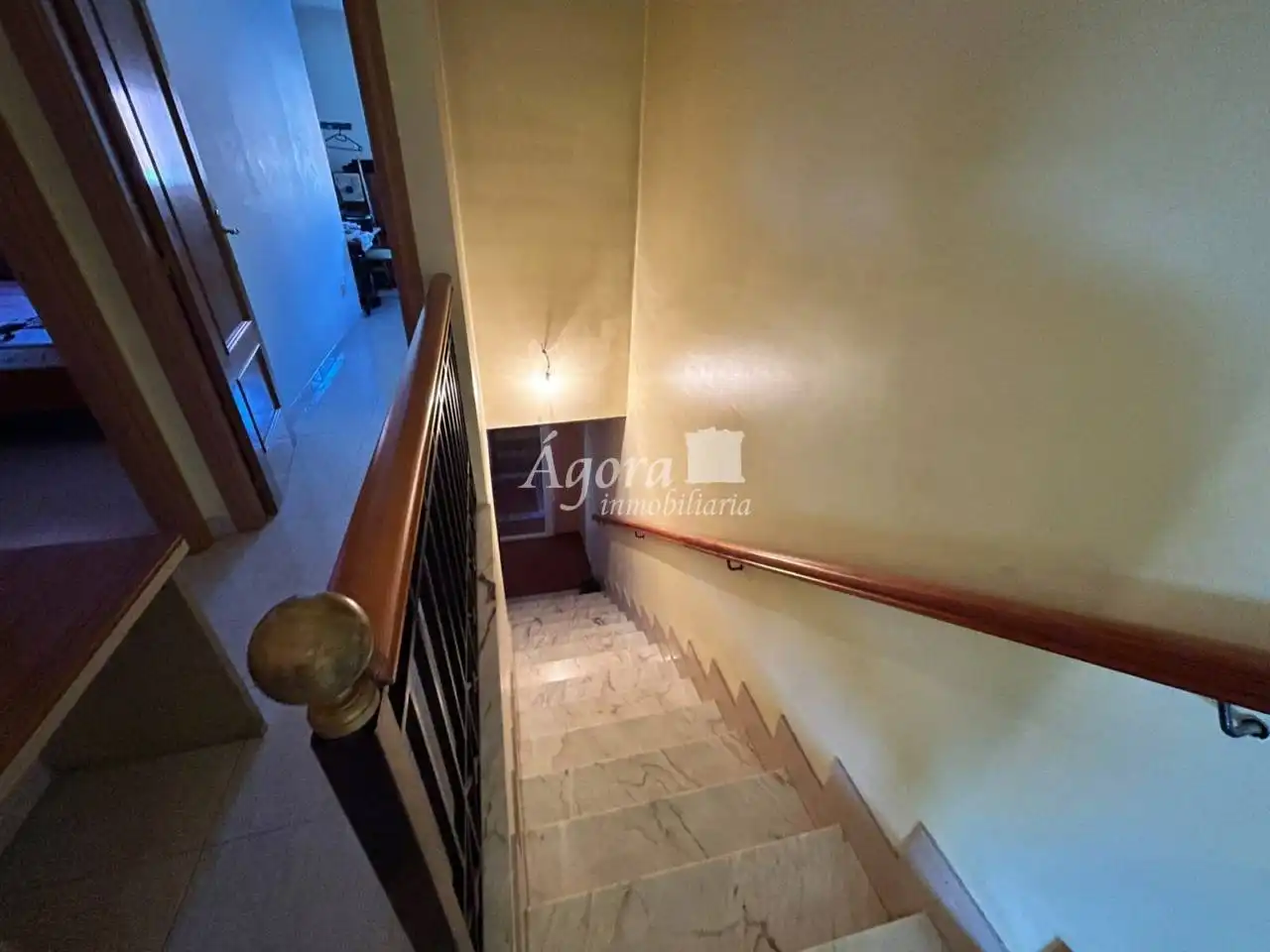 Casa adosada en venta en Valladolid con Calefacción y Jardín privado