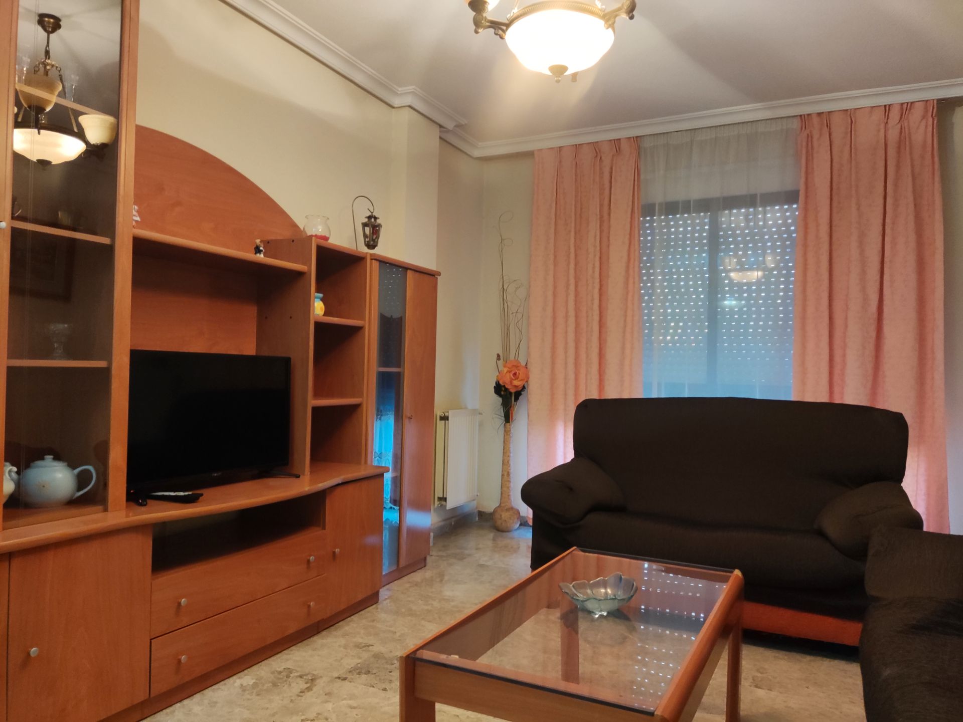 Sala d'estar de Pis de lloguer en Ciudad Real Capital amb Calefacció, Traster i Moblat