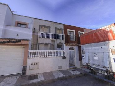 Casa a schiera in vendita a Roquetas de Mar ciudad