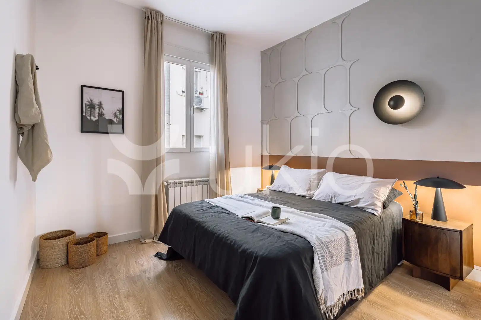 Dormitori de Apartament de lloguer en Madrid amb Aire condicionat, Calefacció i Terrassa