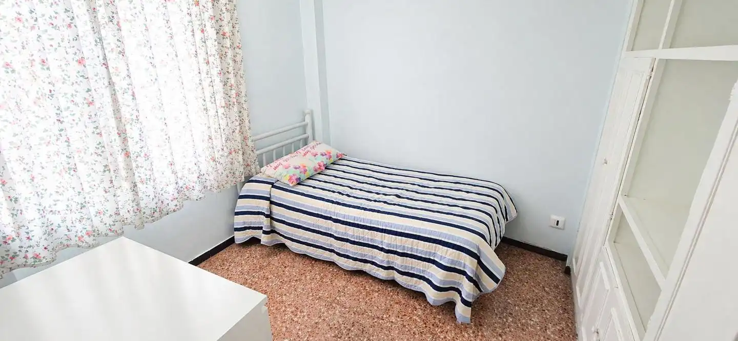 Schlafzimmer von Wohnung zum Verkauf in Elche / Elx mit Abstellraum und Möbliert
