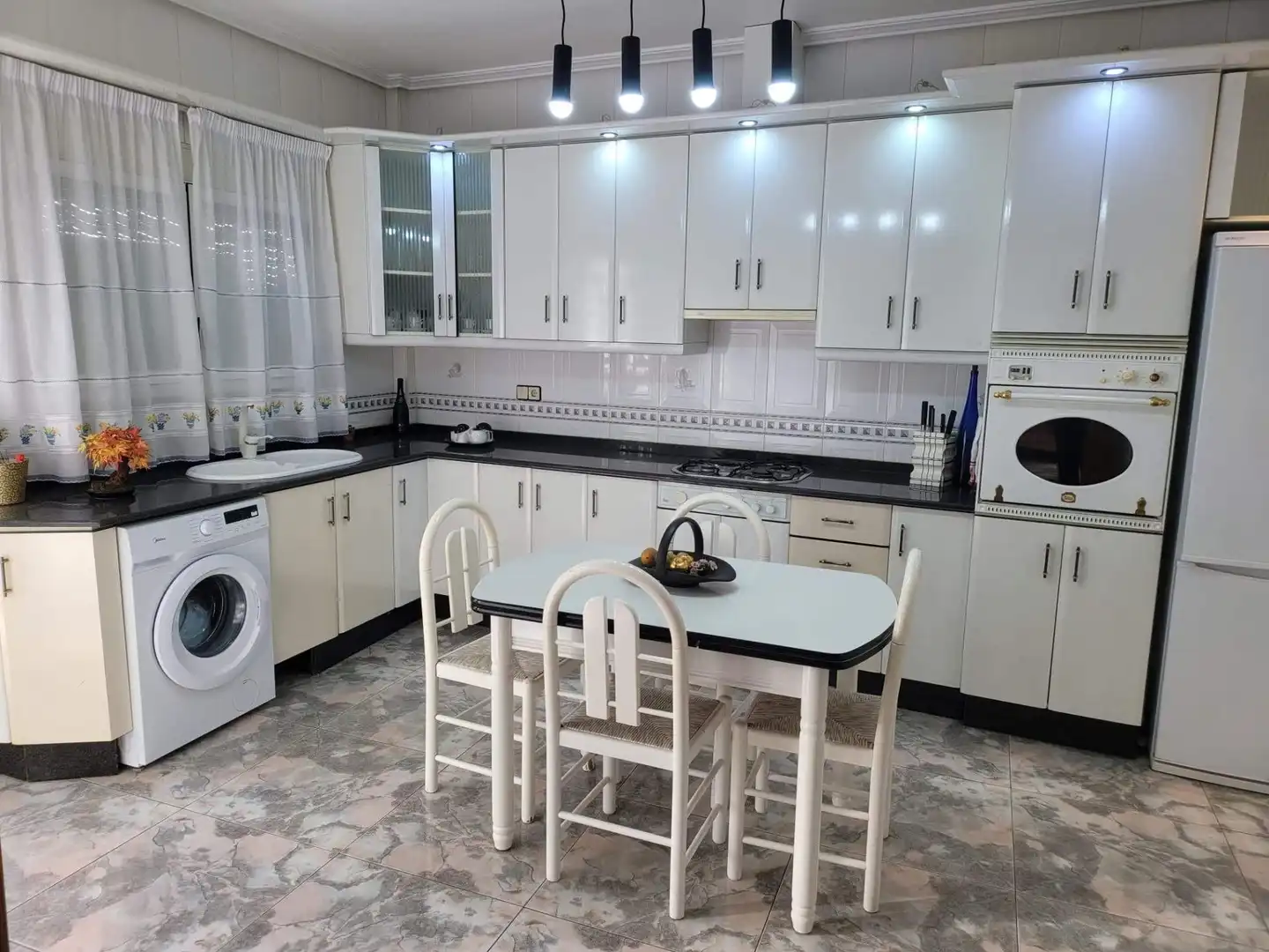 Kitchen of Flat for sale in Murcia  with Air Conditioner, Private garden and Storage room