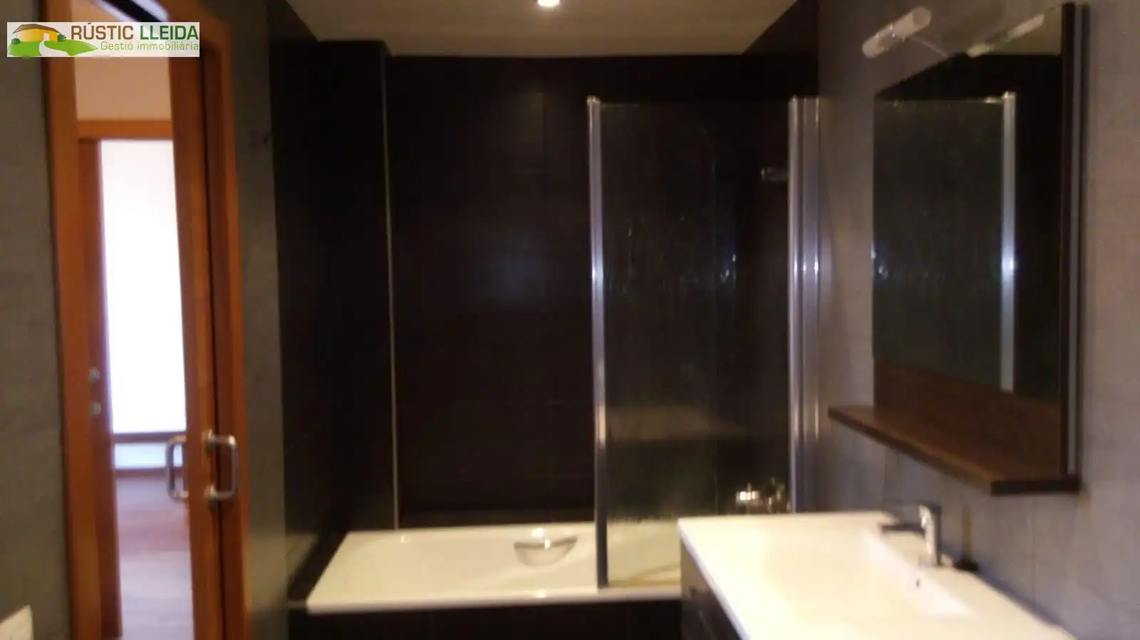Bathroom of Flat for sale in Albesa