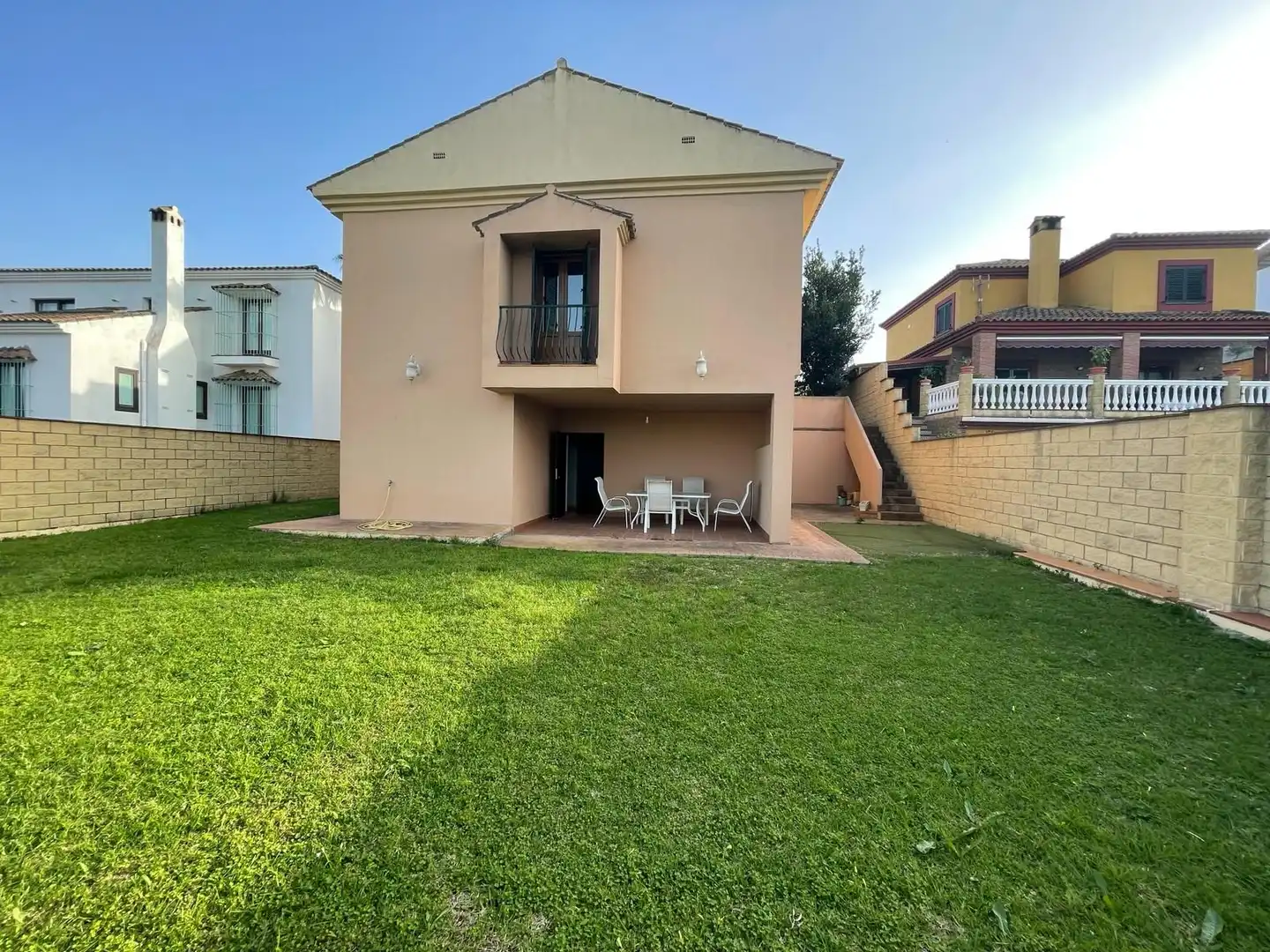 Houses for sale in Los Pinos