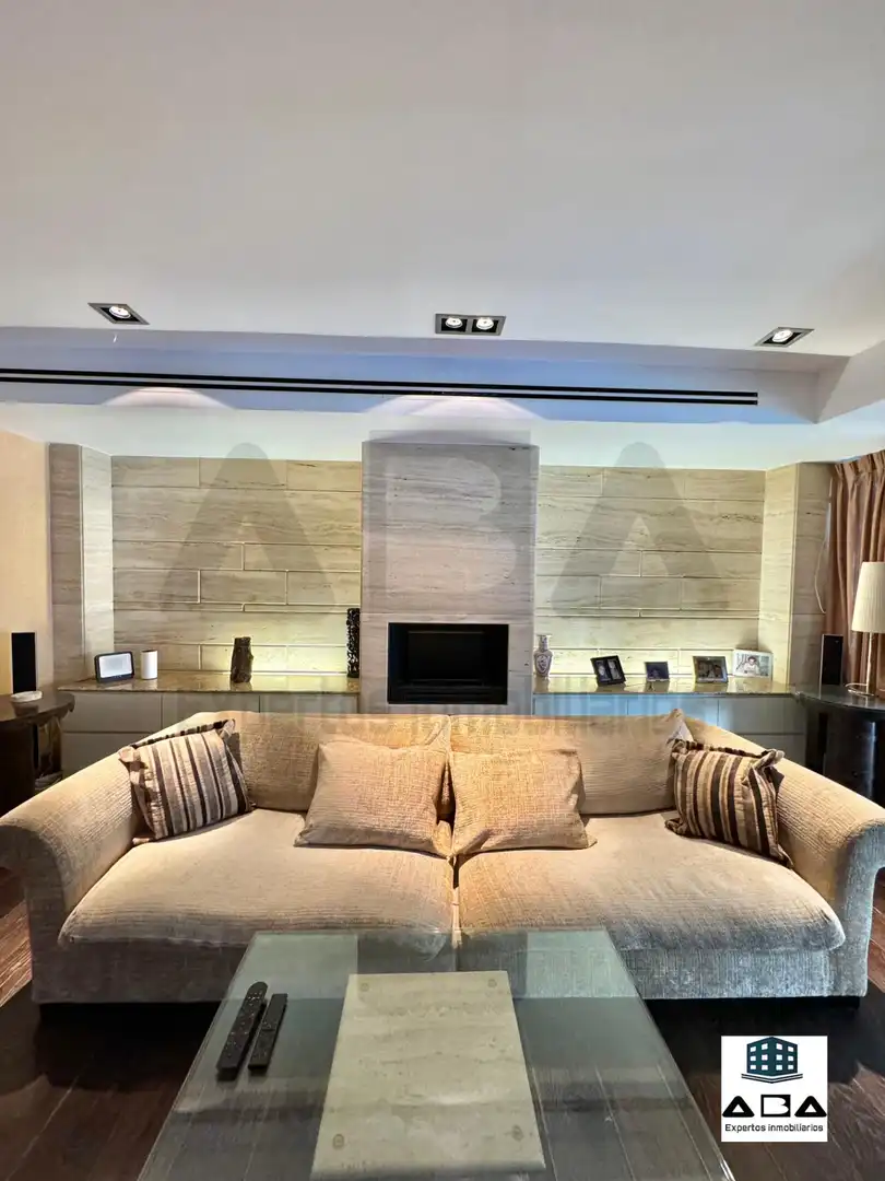 Living room of Houses for sale in Torrelodones  with Air Conditioner, Heating and Private garden