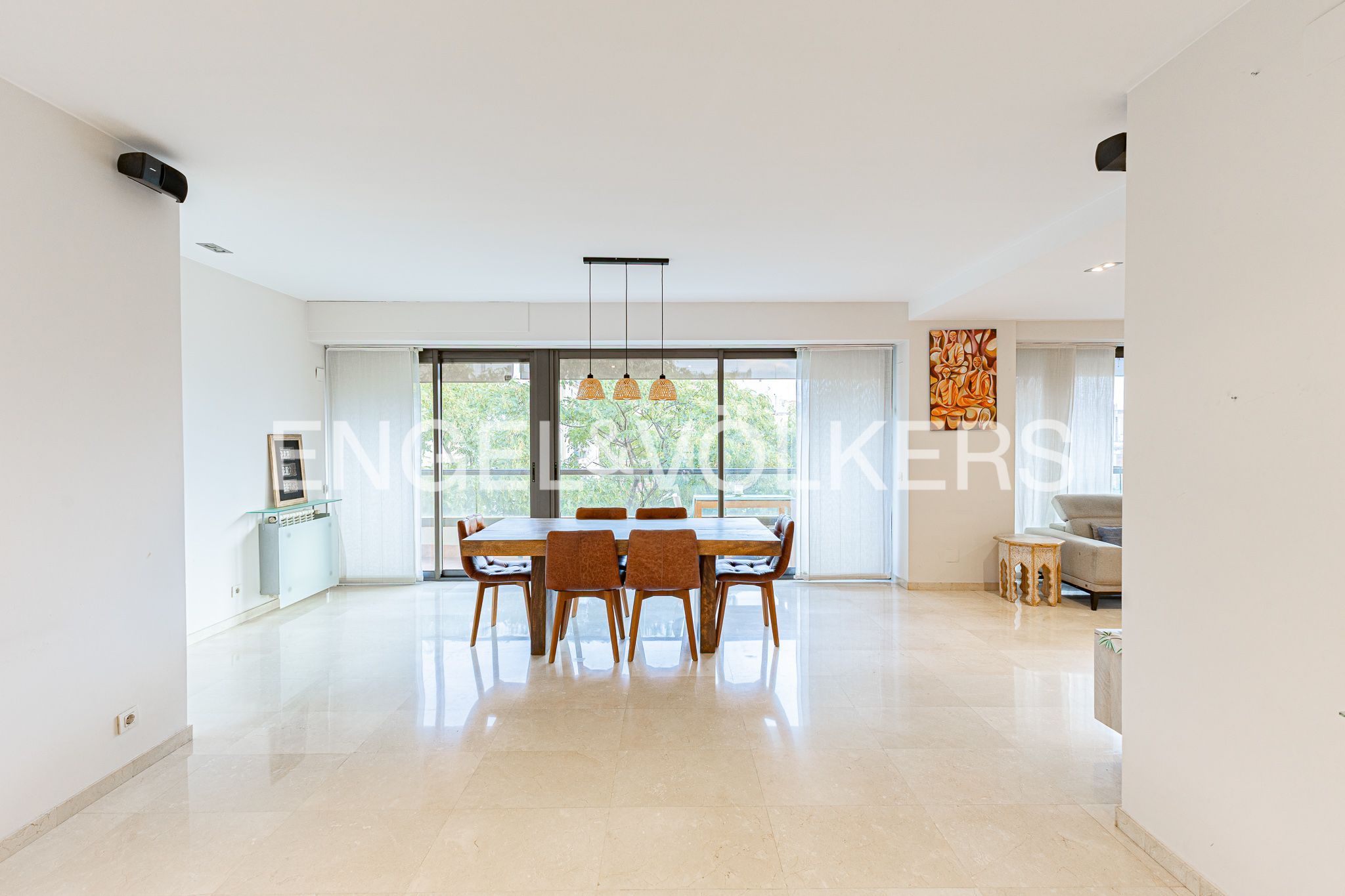 Menjador de Apartament de lloguer en  Barcelona Capital amb Aire condicionat, Calefacció i Parquet