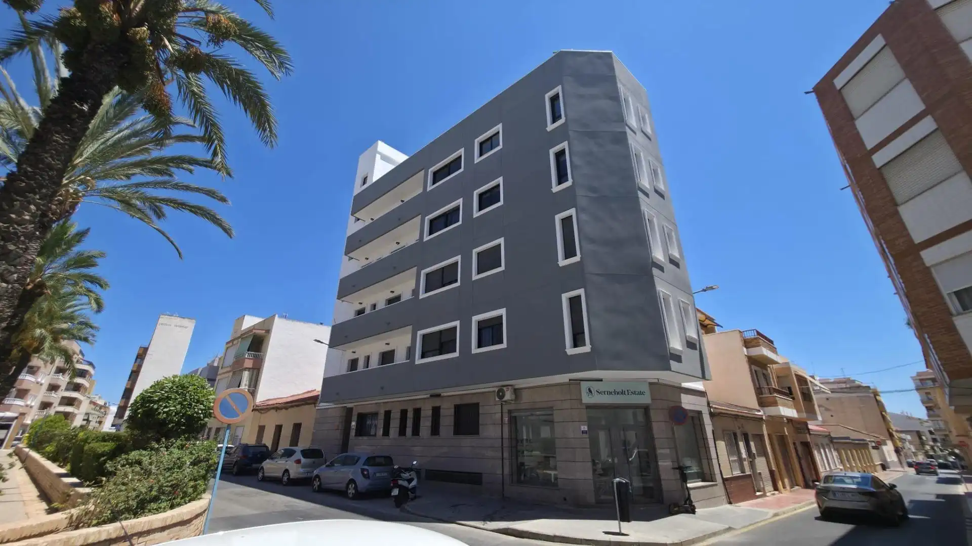 Vista exterior de Piso en venta en Torrevieja con Aire acondicionado y Amueblado