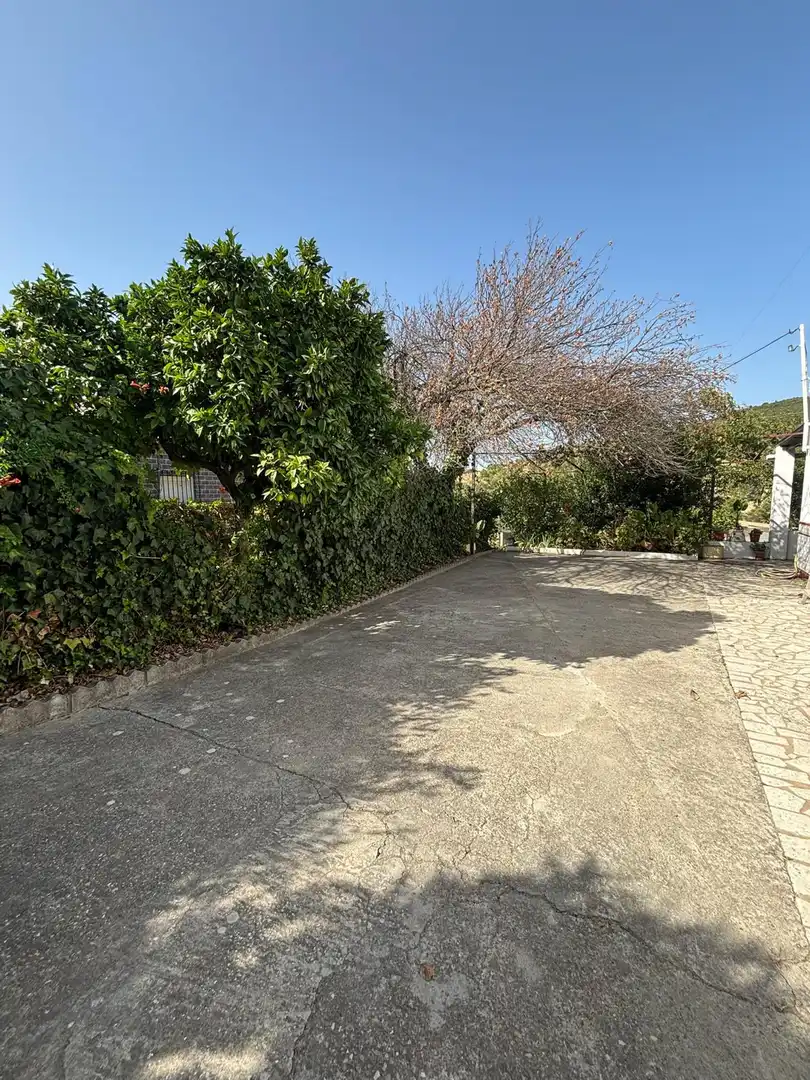 Casa rústica amb jardí en venda a San José del Valle, imagen 2