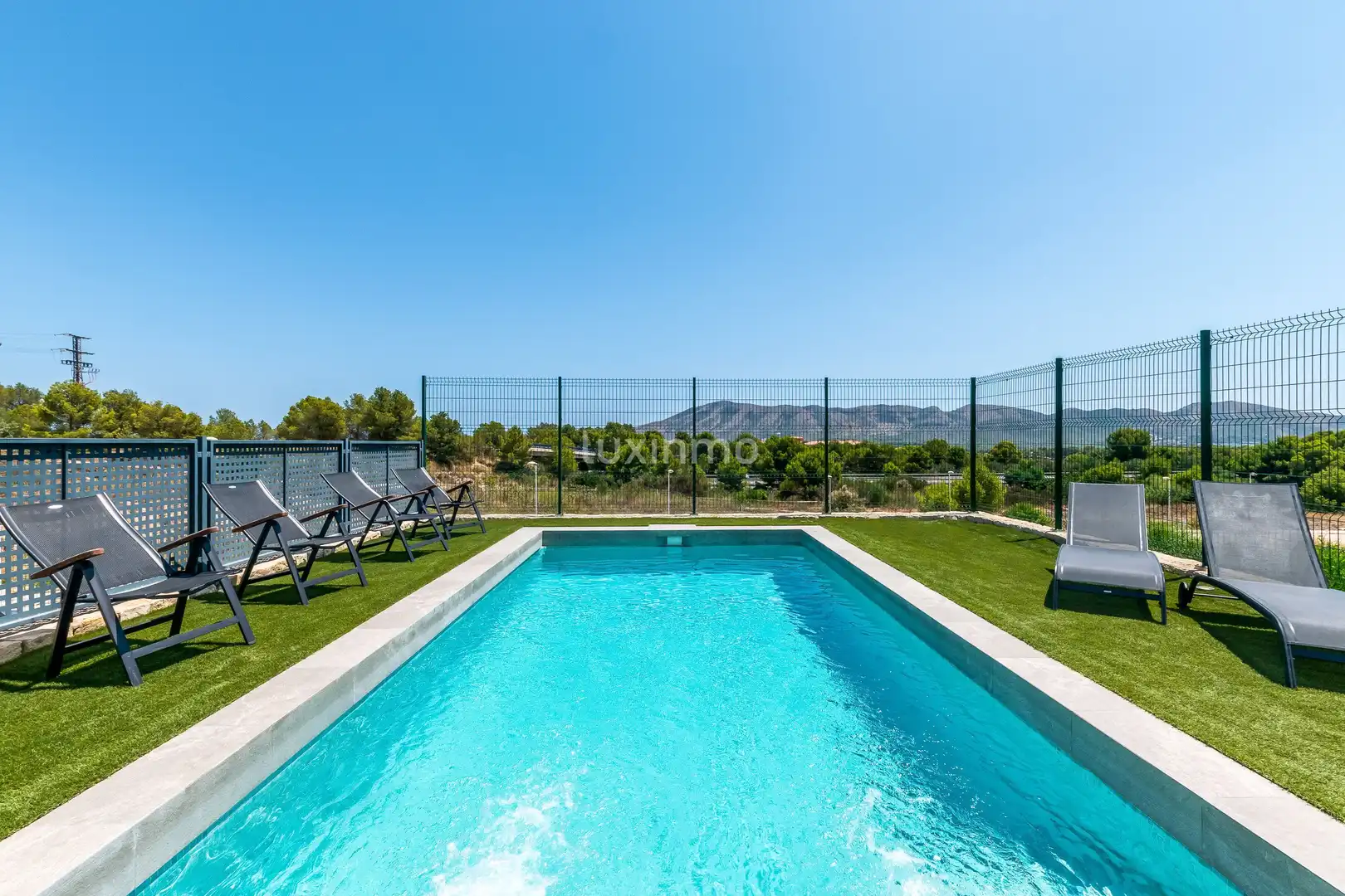 Chalet con piscina en venta en Escandinavia - Cautivador, imagen 2