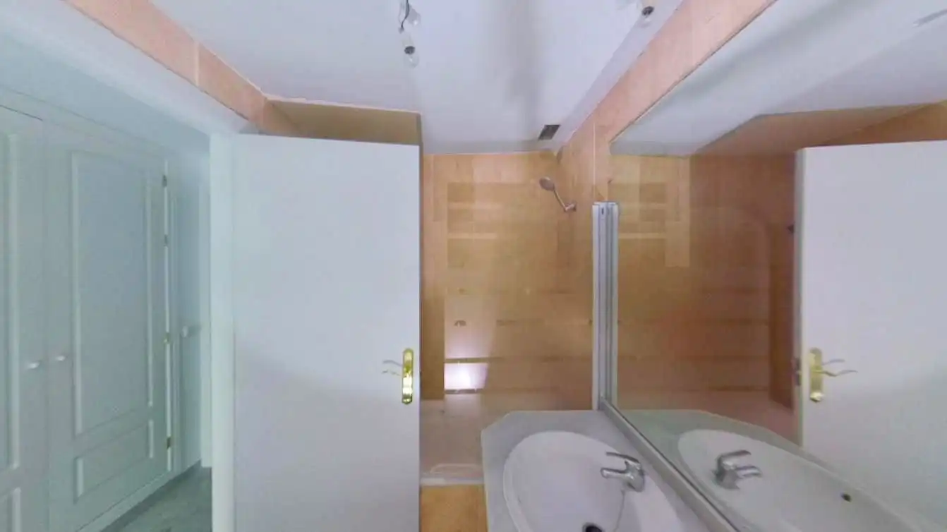 Piso con piscina en venta en San Pedro de Alcántara, imagen 12