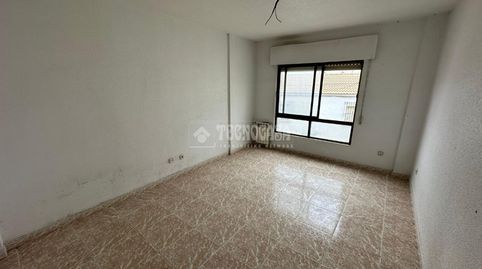 Foto 2 de Piso en venta en Mengíbar, Jaén