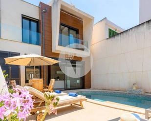 Exterior view of Single-family semi-detached for sale in Montuïri  with Swimming Pool