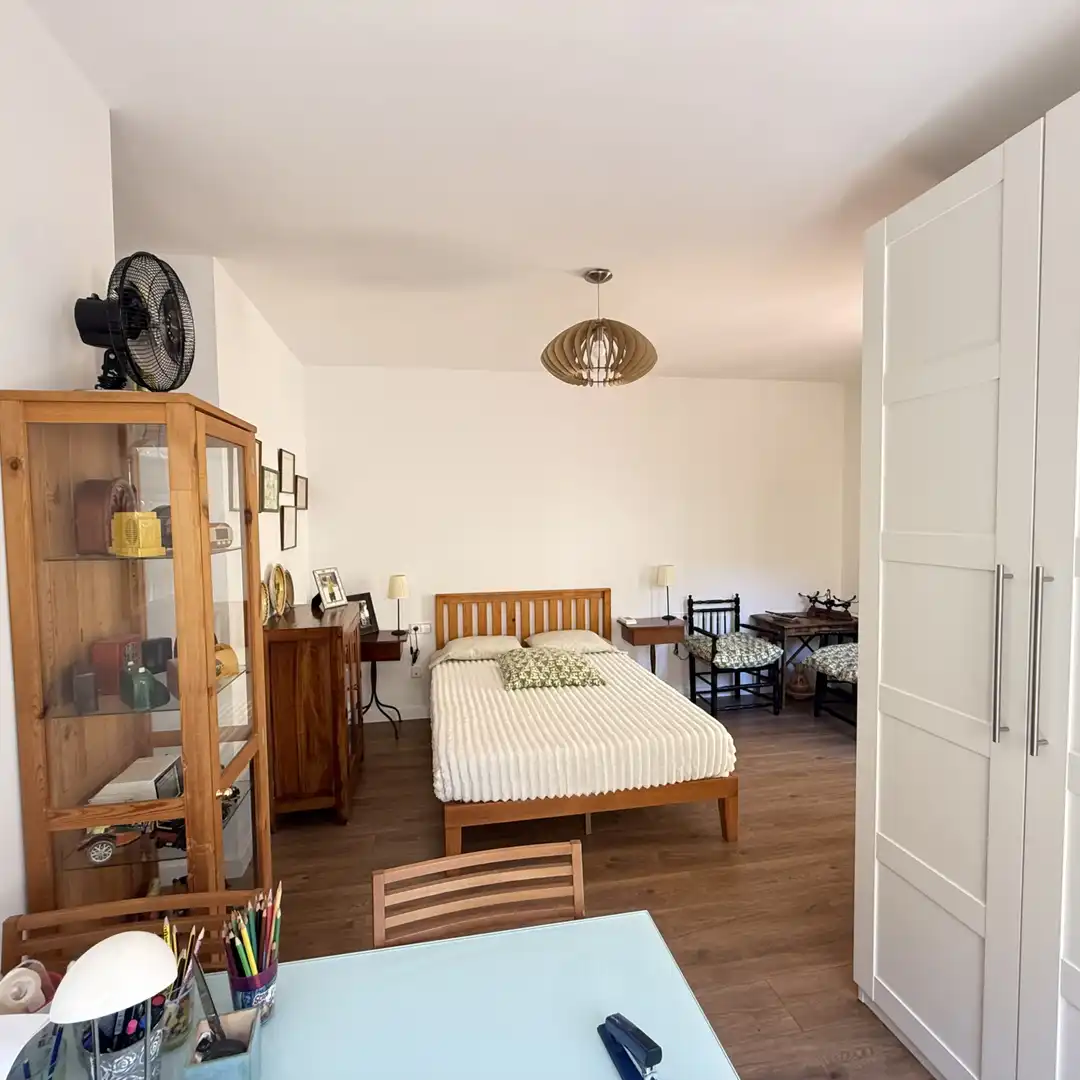 Dormitori de Casa adosada en venda en Sitges amb Calefacció, Jardí privat i Parquet