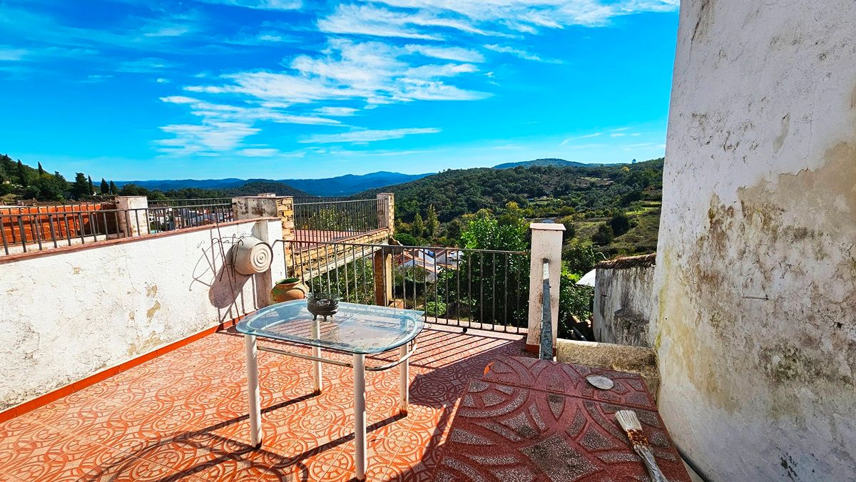 Terrassa de Casa o xalet en venda en Cortegana amb Jardí privat, Terrassa i Traster