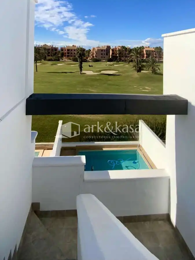 Piscina de Casa adosada en venta en Los Alcázares con Aire acondicionado, Calefacción y Terraza