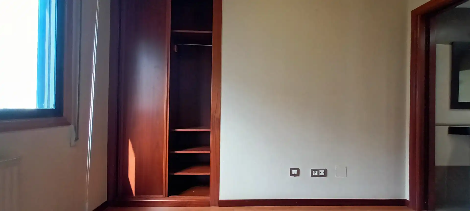 Bedroom of Flat for sale in Vigo   with Storage room and Balcony