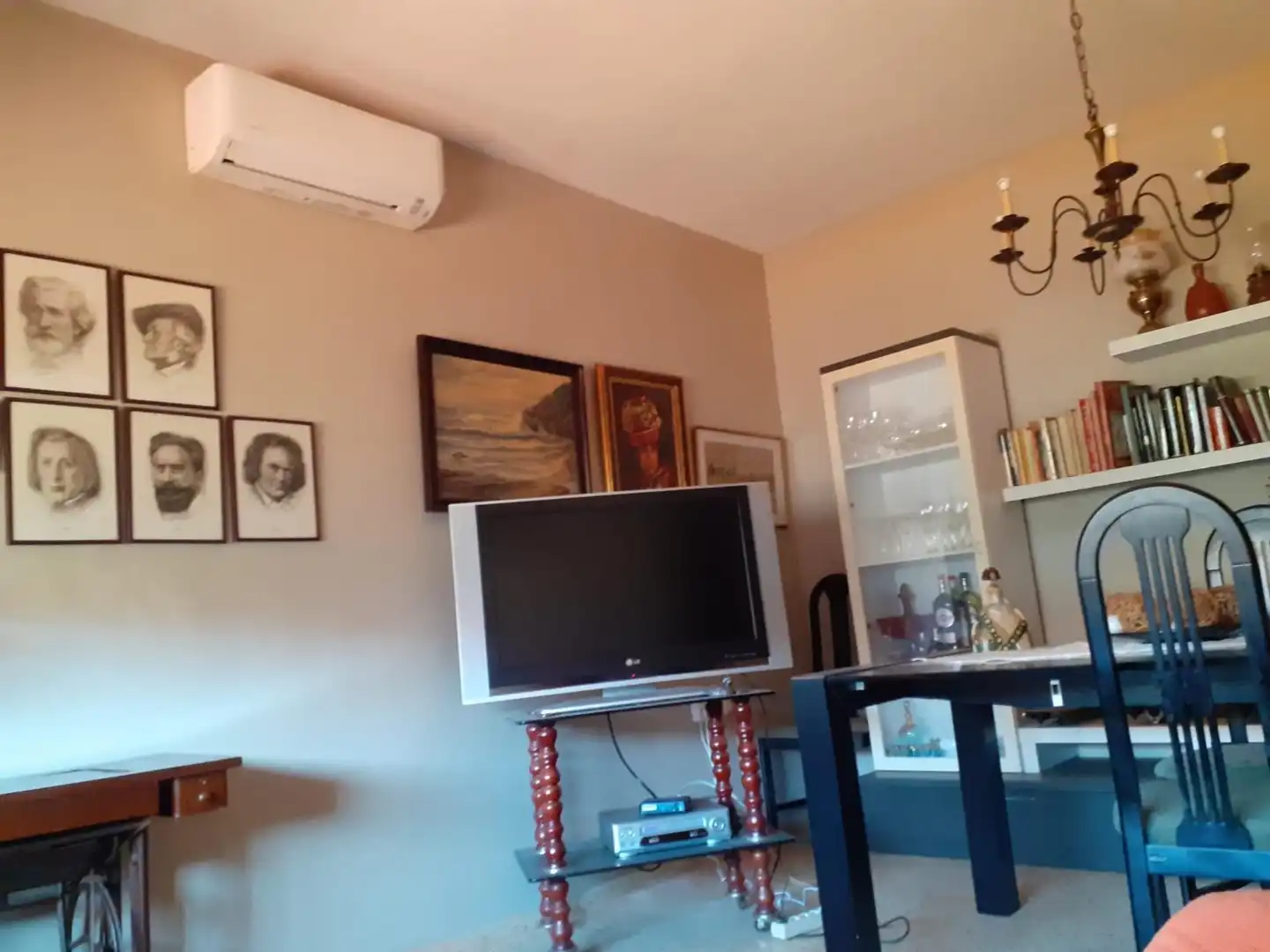 Sala de estar de Casa o chalet en venta en Cartagena con Aire acondicionado, Jardín privado y Amueblado