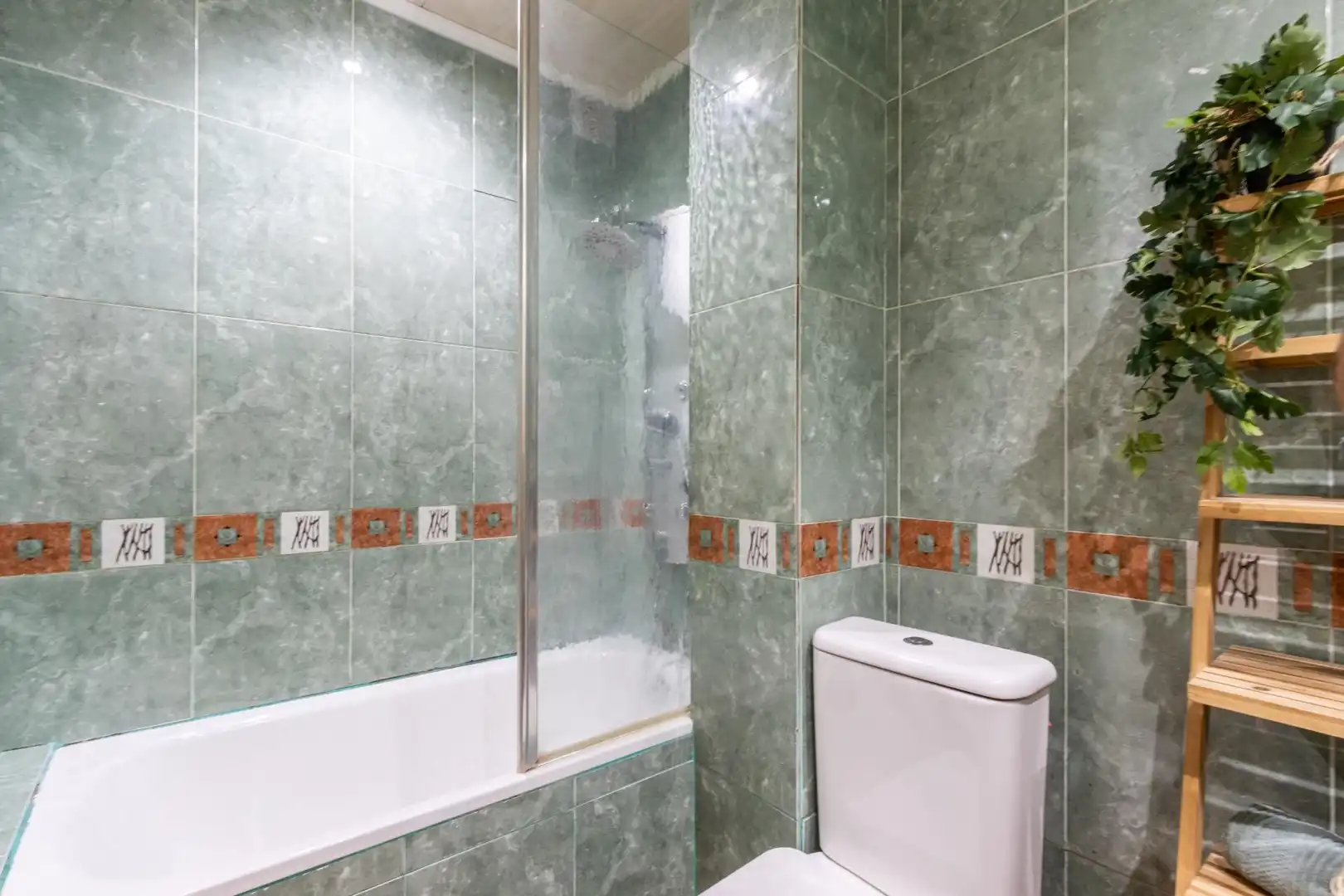 Bathroom of Flat for sale in Terrassa  with Heating