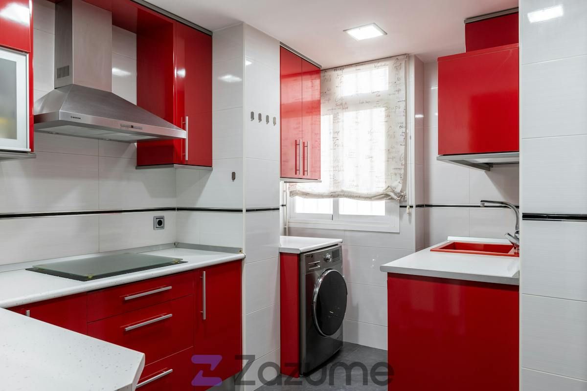 Piso de alquiler en Av. de Zarauz, Parque Roma - Coronas