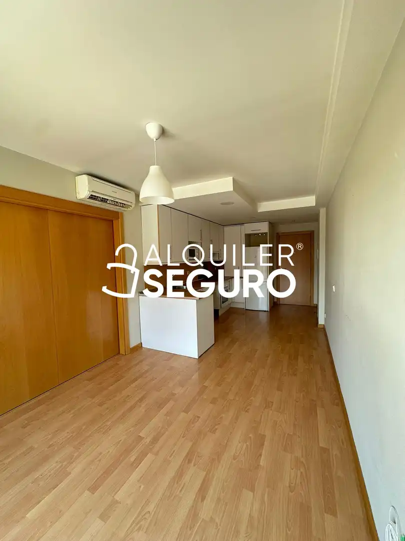 Loft de alquiler en Luis Sauquillo, El Arroyo - La Fuente