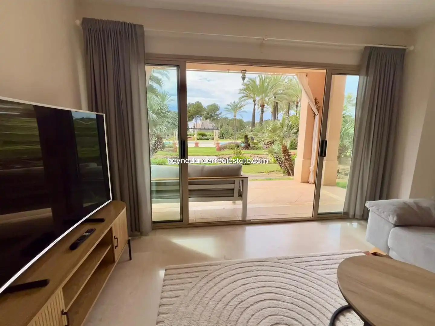 Garden of Apartments for rent in Calvià  with Air Conditioner, Private garden and Storage room