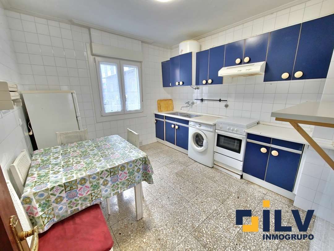 Cuina de Pis en venda en Portugalete amb Balcó