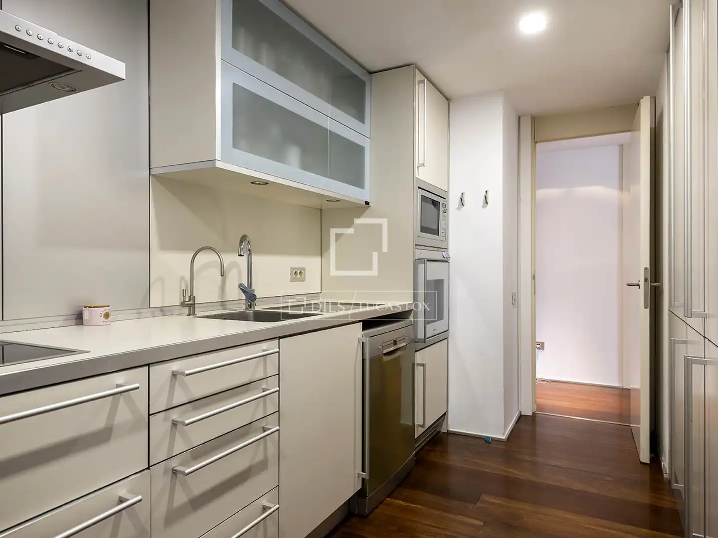Kitchen of Flat for sale in Barcelona  with Air Conditioner, Heating and Parquet flooring