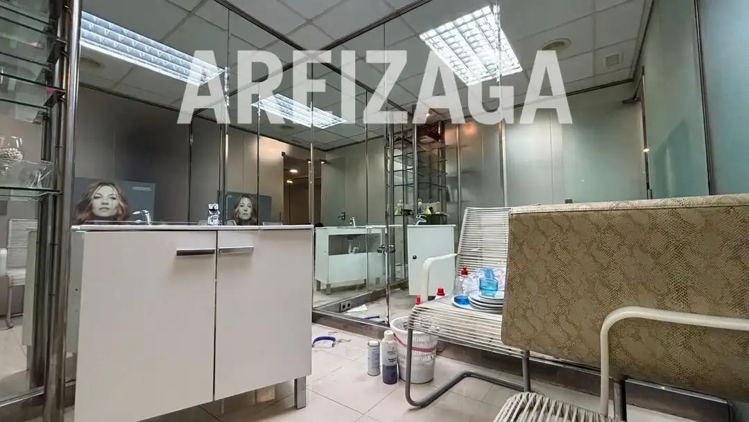 Local comercial en alquiler en Etxaide Kalea 4, imagen 23